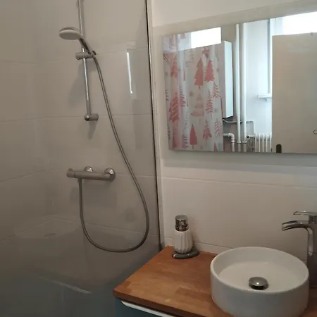 De 3 Pieces, Apartmán