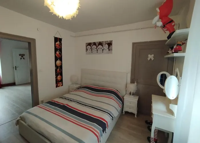 Apartment De 3 Pieces, *